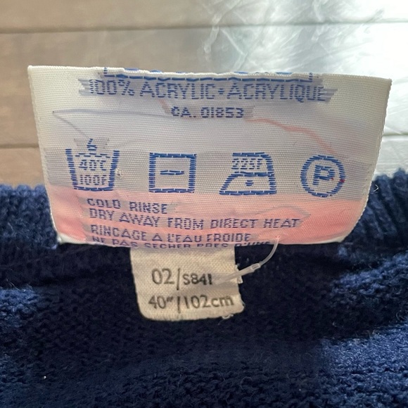 Vintage Molson Canadian 80s Embroidered V-Neck Sweater - Picture 5 of 5